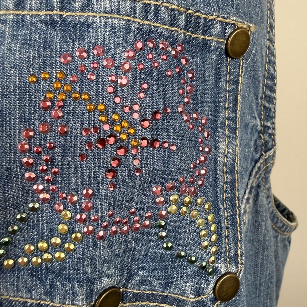 Quacker Factory Denim Dress with multi colored gem flower Size large - Picture 7 of 10